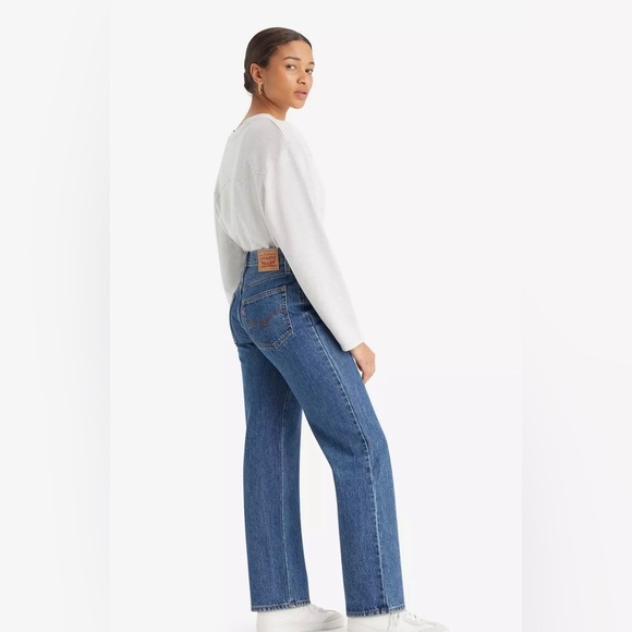 Levi's|Women’s 94 baggy jeans,medium wash high rise in classic style•••size 25 - Picture 4 of 15